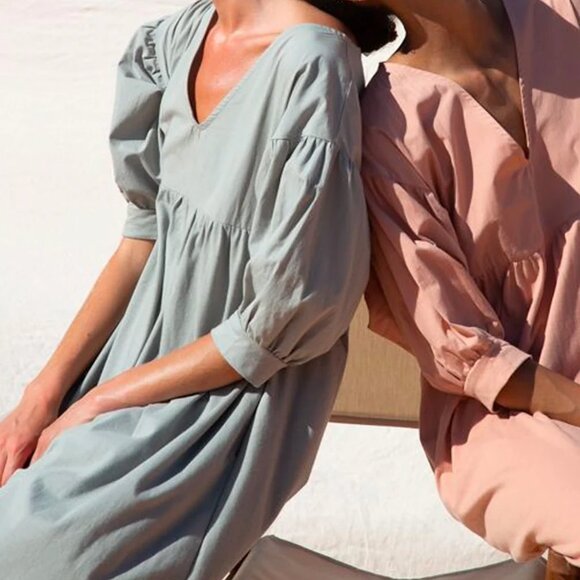 Beaumont Organic Maeve Organic Cotton Dress in Soft Sage - Picture 3 of 12